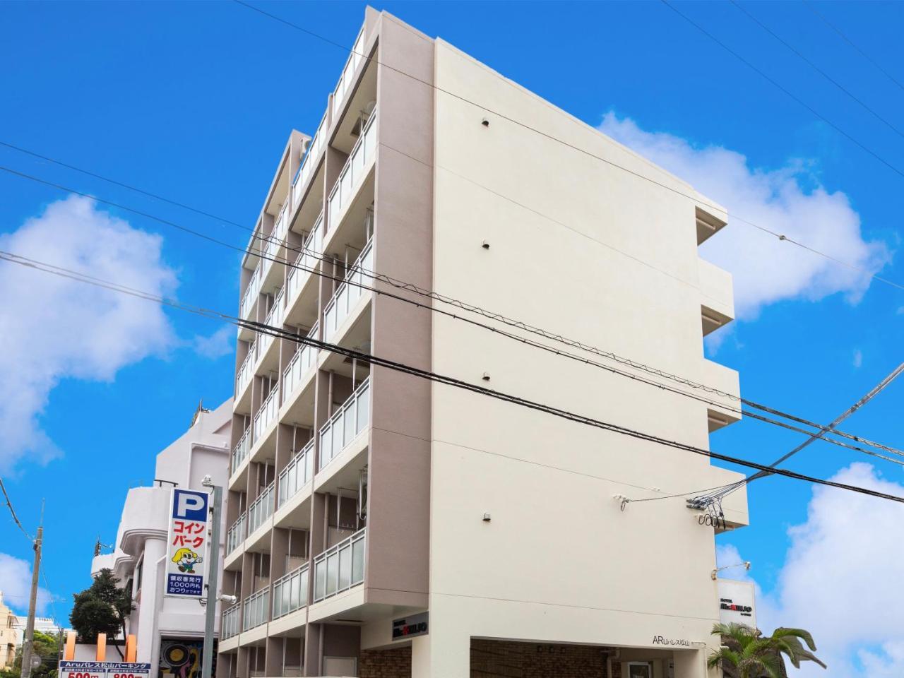 Mr.Kinjo In Kume Aparthotel Naha Exterior photo